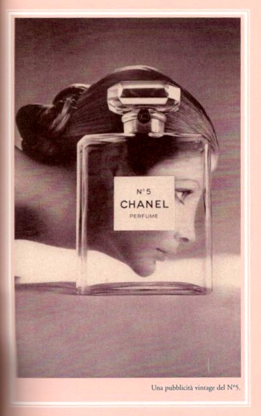 Marzia-Fregni-progettista-dimmagina-coordinata-arredo-decoro-eventi-profumo-Chanel-n.-5